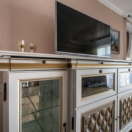 Apartamenty On Kryvonosa Lviv Eksteriør billede