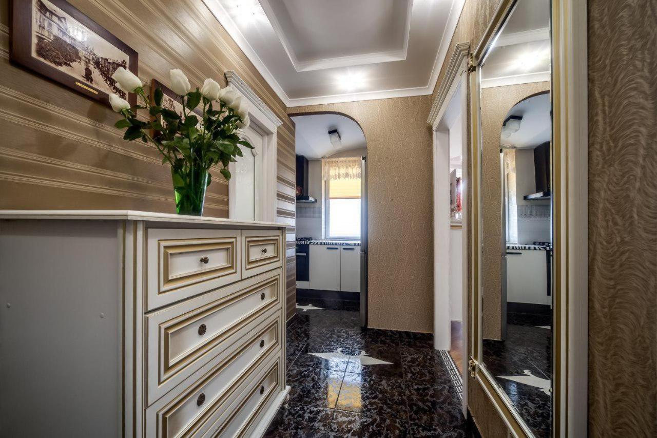 Apartamenty On Kryvonosa Lviv Eksteriør billede