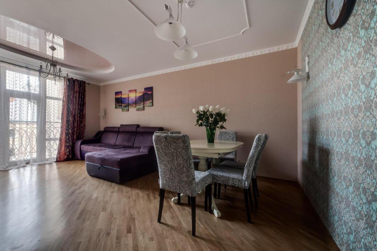 Apartamenty On Kryvonosa Lviv Eksteriør billede