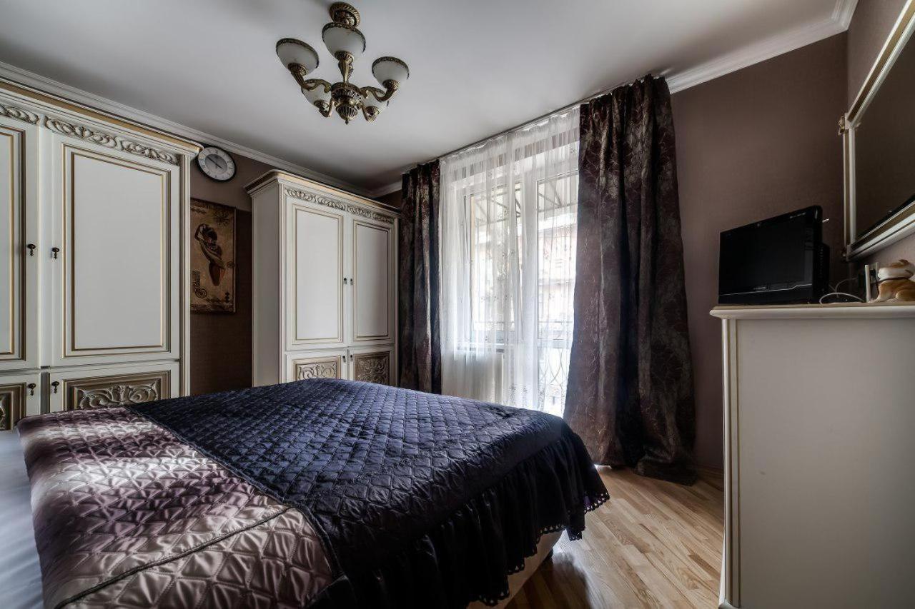 Apartamenty On Kryvonosa Lviv Eksteriør billede